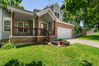 1902 MARY ELLEN DR, Columbia, MO 65202