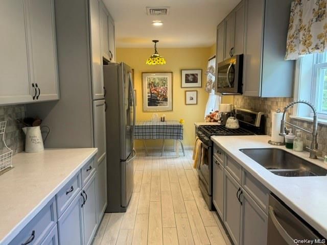 517 Crescent Avenue, Highland, NY 12528