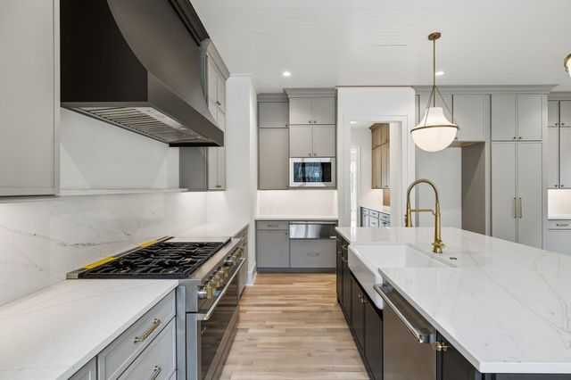 9493 Grand Haven Dr, Brentwood, TN 37027