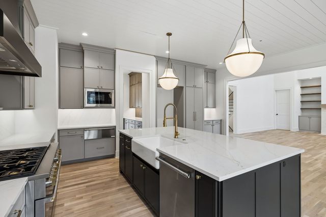 9493 Grand Haven Dr, Brentwood, TN 37027