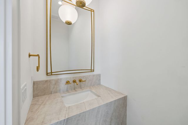 9493 Grand Haven Dr, Brentwood, TN 37027