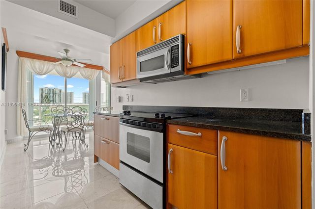 16500 Collins Avenue 554, Sunny Isles Beach, FL 33160