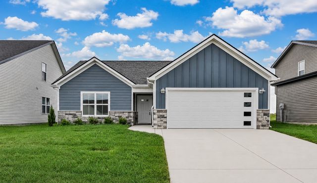 2721 Brewster Dr, Clarksville, TN 37042