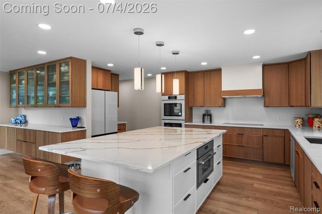 55550 Lee Road, New Hudson, MI 48165