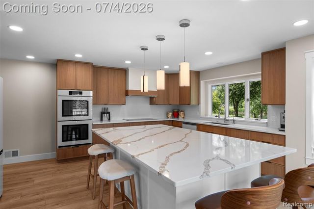55550 Lee Road, New Hudson, MI 48165