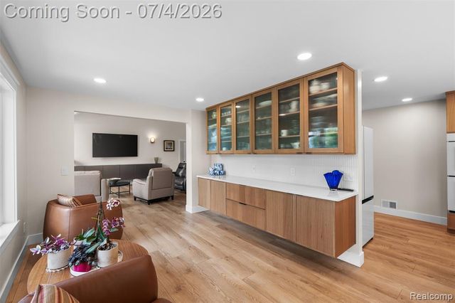 55550 Lee Road, New Hudson, MI 48165