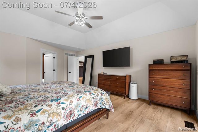 55550 Lee Road, New Hudson, MI 48165