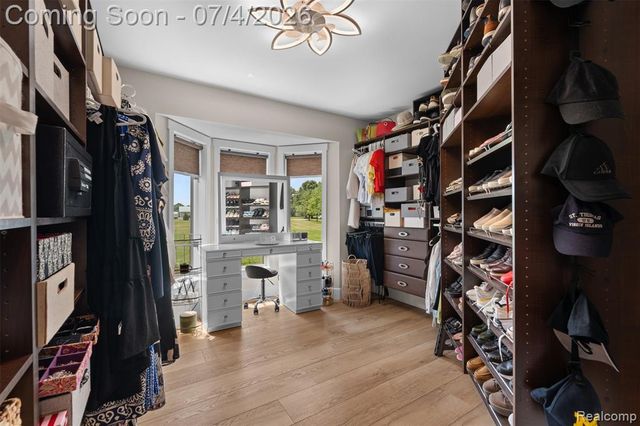 55550 Lee Road, New Hudson, MI 48165