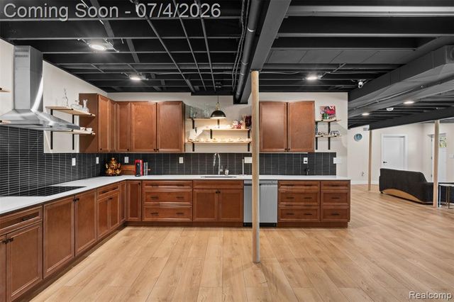 55550 Lee Road, New Hudson, MI 48165