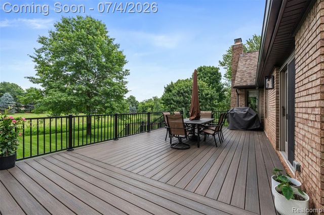 55550 Lee Road, New Hudson, MI 48165