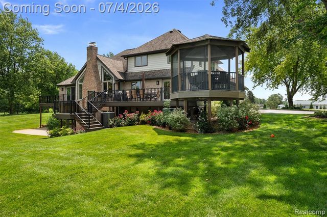 55550 Lee Road, New Hudson, MI 48165