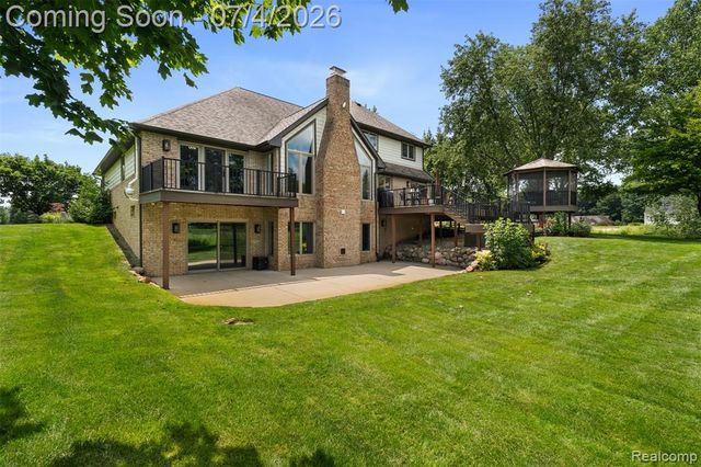 55550 Lee Road, New Hudson, MI 48165