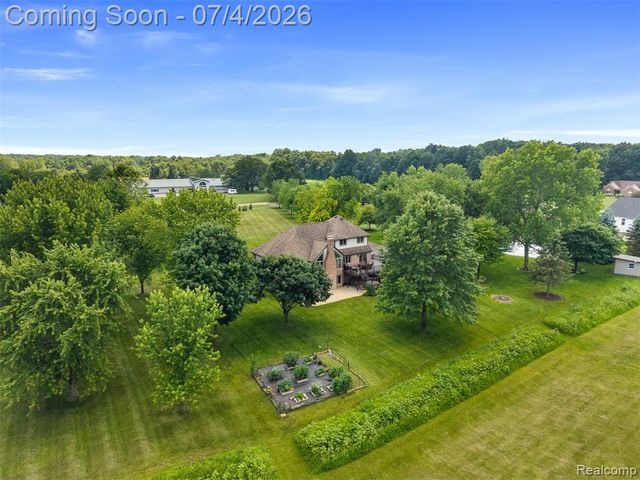55550 Lee Road, New Hudson, MI 48165