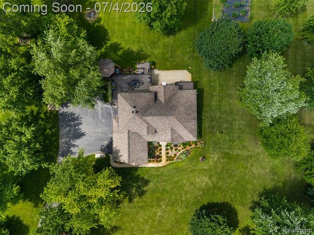 55550 Lee Road, New Hudson, MI 48165