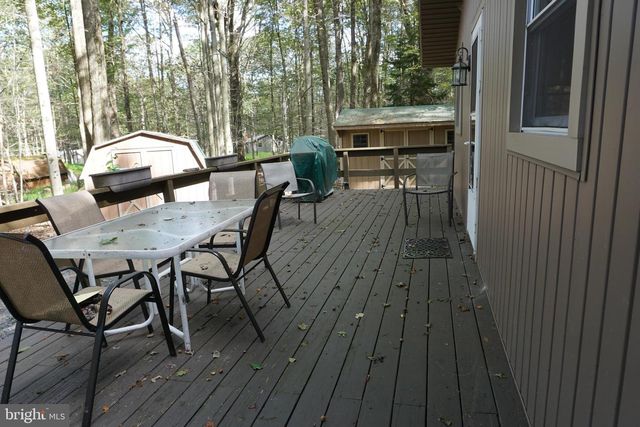 264 SELIG RD, Pocono Lake, PA 18347