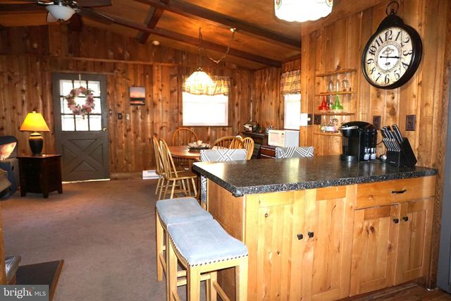 264 SELIG RD, Pocono Lake, PA 18347