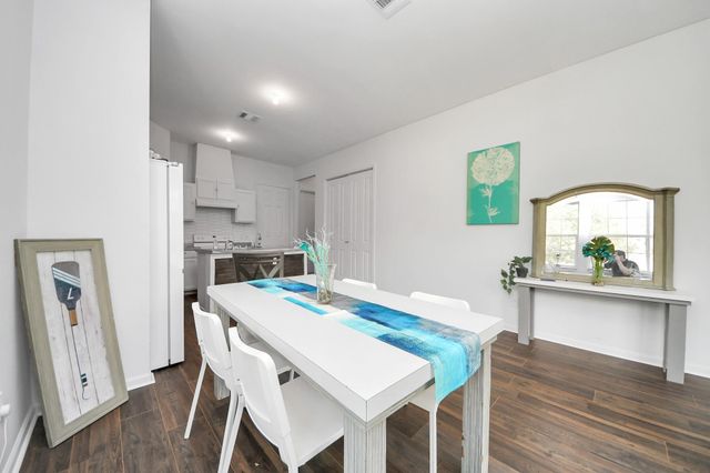 3011 Layne Street, La Porte, TX 77571