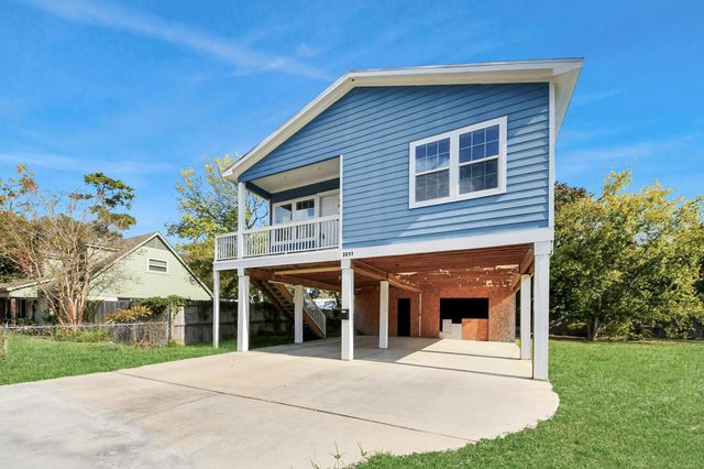 3011 Layne Street, La Porte, TX 77571