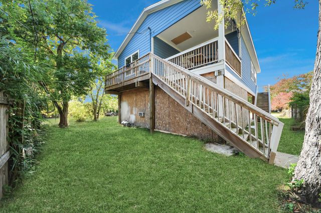 3011 Layne Street, La Porte, TX 77571