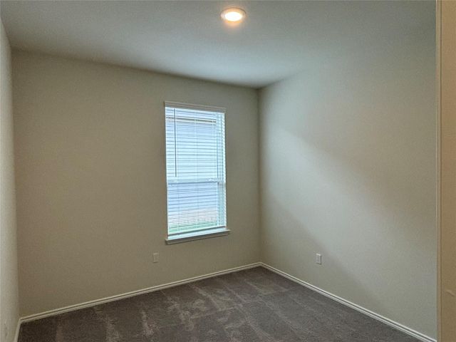 344 Tree Nut LOOP, Buda, TX 78610