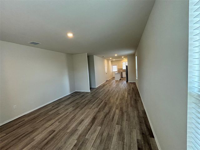 344 Tree Nut LOOP, Buda, TX 78610