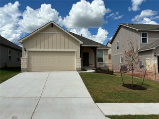 344 Tree Nut LOOP, Buda, TX 78610