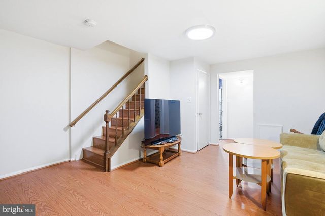 57 BICKEL CT, Sterling, VA 20165