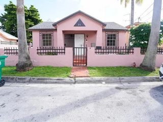 71 NW 18th Ave, Miami, FL 33125