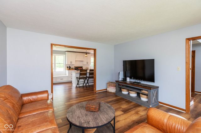 7023 Stonecreek Drive, Plainfield, IN 46168
