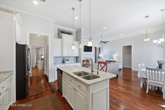 208 Buttonwood Lane, Canton, MS 39046