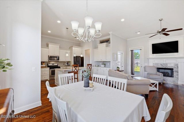 208 Buttonwood Lane, Canton, MS 39046