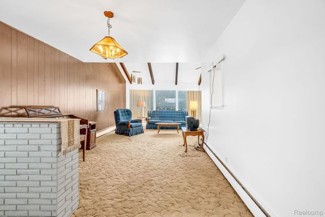 4734 Kempf Street, Waterford Charter Township, MI 48329