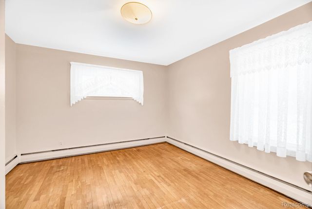 4734 Kempf Street, Waterford Charter Township, MI 48329