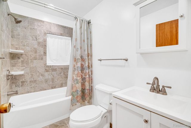 4734 Kempf Street, Waterford Charter Township, MI 48329