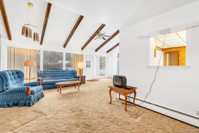 4734 Kempf Street, Waterford Charter Township, MI 48329