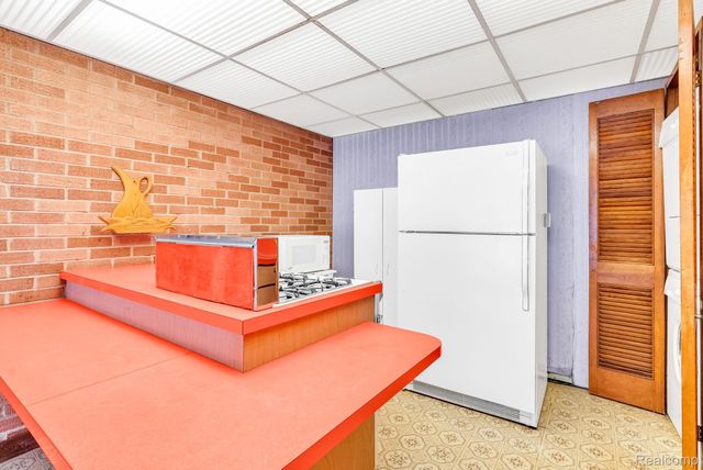 4734 Kempf Street, Waterford Charter Township, MI 48329