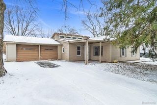 4734 Kempf Street, Waterford Charter Township, MI 48329