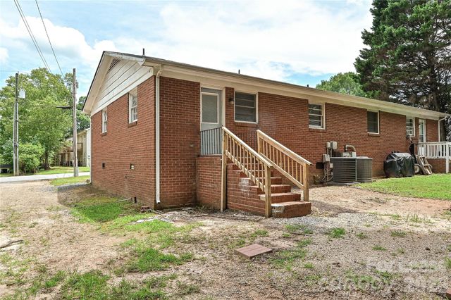 321 Hamilton Drive NE, Concord, NC 28025