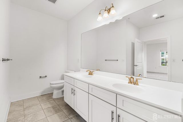 714 Stiller Lane, Monroe, NJ 08831