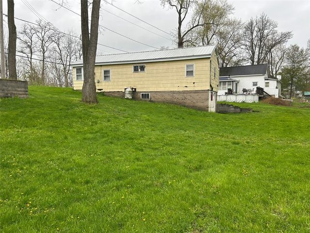 3565 North Creek Road, Palmyra, NY 14522