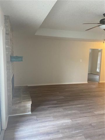 2363 Willow Dr, Portland, TX 78374