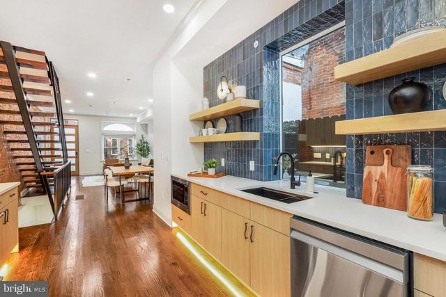 1215 N 28TH ST, Philadelphia, PA 19121