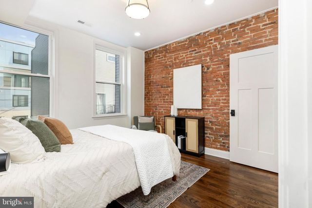 1215 N 28TH ST, Philadelphia, PA 19121