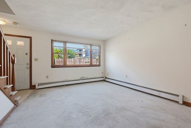 10 Cutler Street 10, Somerville, MA 02145