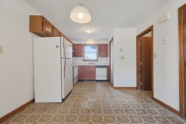 10 Cutler Street 10, Somerville, MA 02145