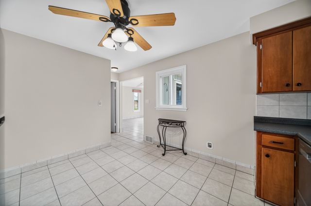 1546 W 43RD Street, Erie, PA 16509