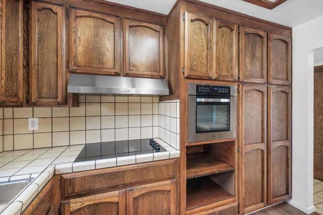 2800 Dryden Avenue, Gilroy, CA 95020