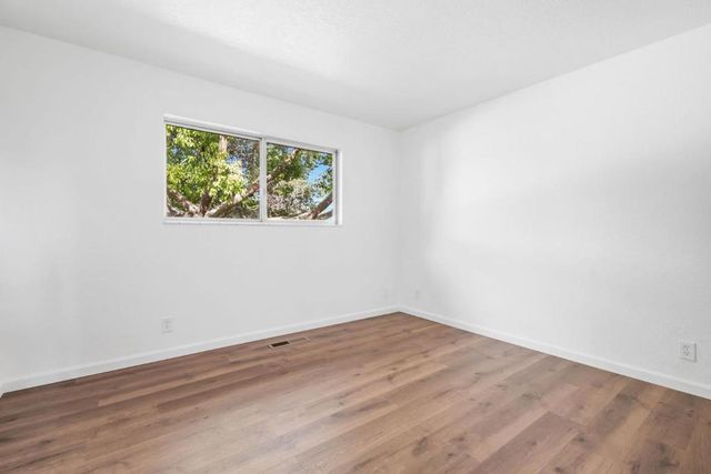 2800 Dryden Avenue, Gilroy, CA 95020