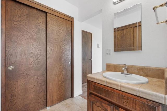 2800 Dryden Avenue, Gilroy, CA 95020