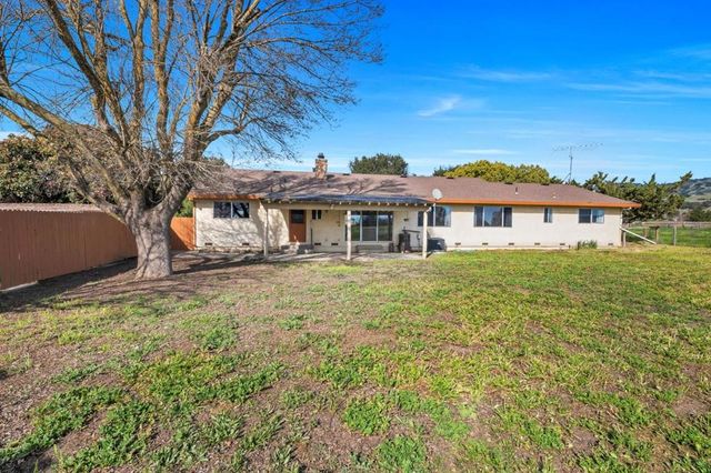 2800 Dryden Avenue, Gilroy, CA 95020